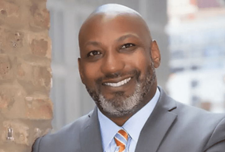 J. Vincent Williams, President and CEO of the Chicago Minority Supplier Development Council. Victor Powell – Powell Photography Group and a certified MBE